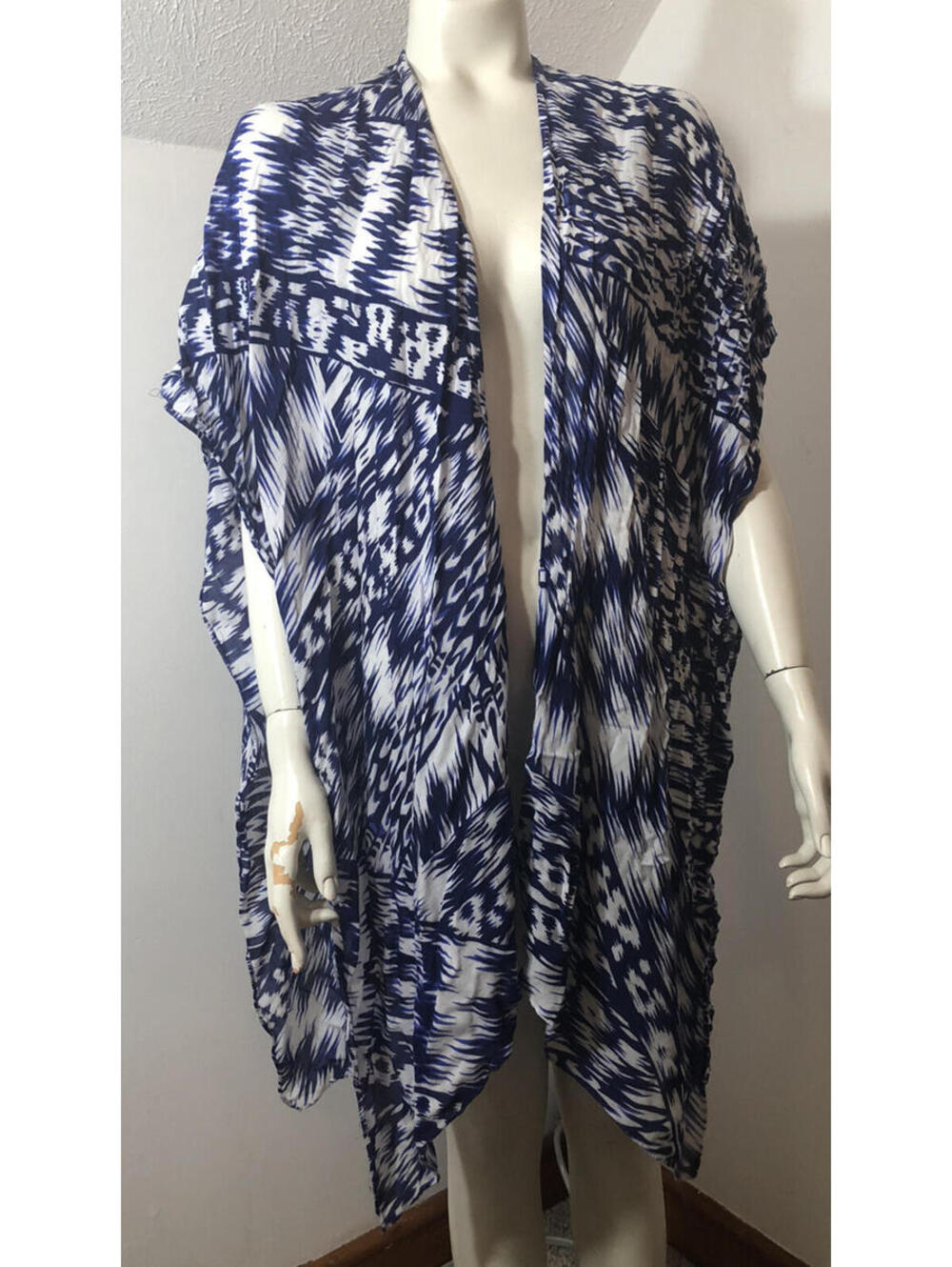 Michael Stars Ruana Scarf Shawl Sarong Cover up Blue White Ikat Lightweight